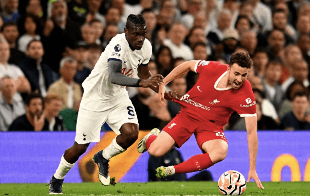 开云- 安菲尔德奇迹全场回放詹俊解说 