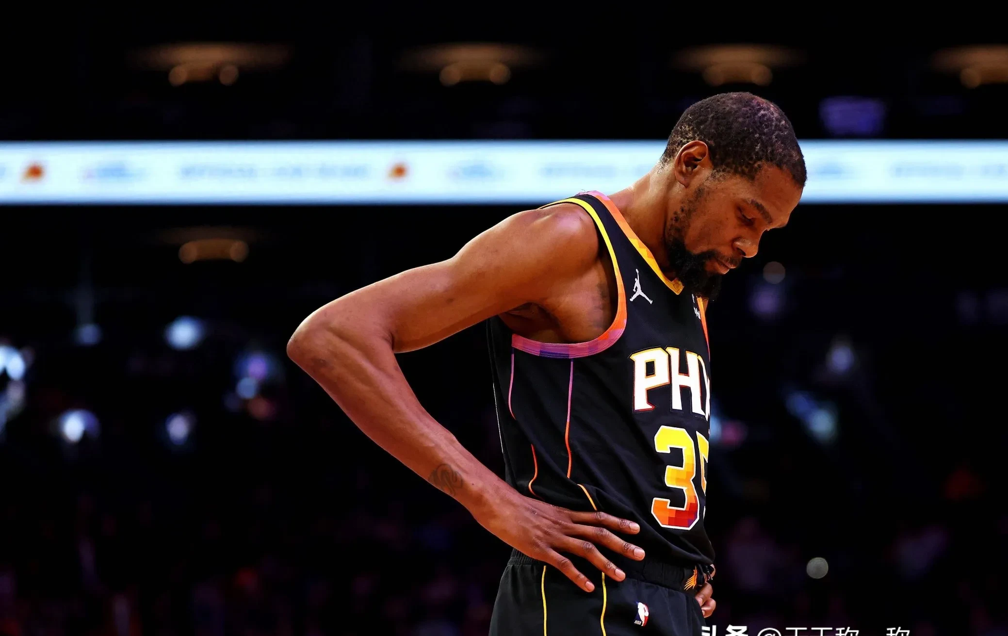 开云-关于杜兰特连续十场比赛得分超过关键助攻，SKT挑战极限！的信息